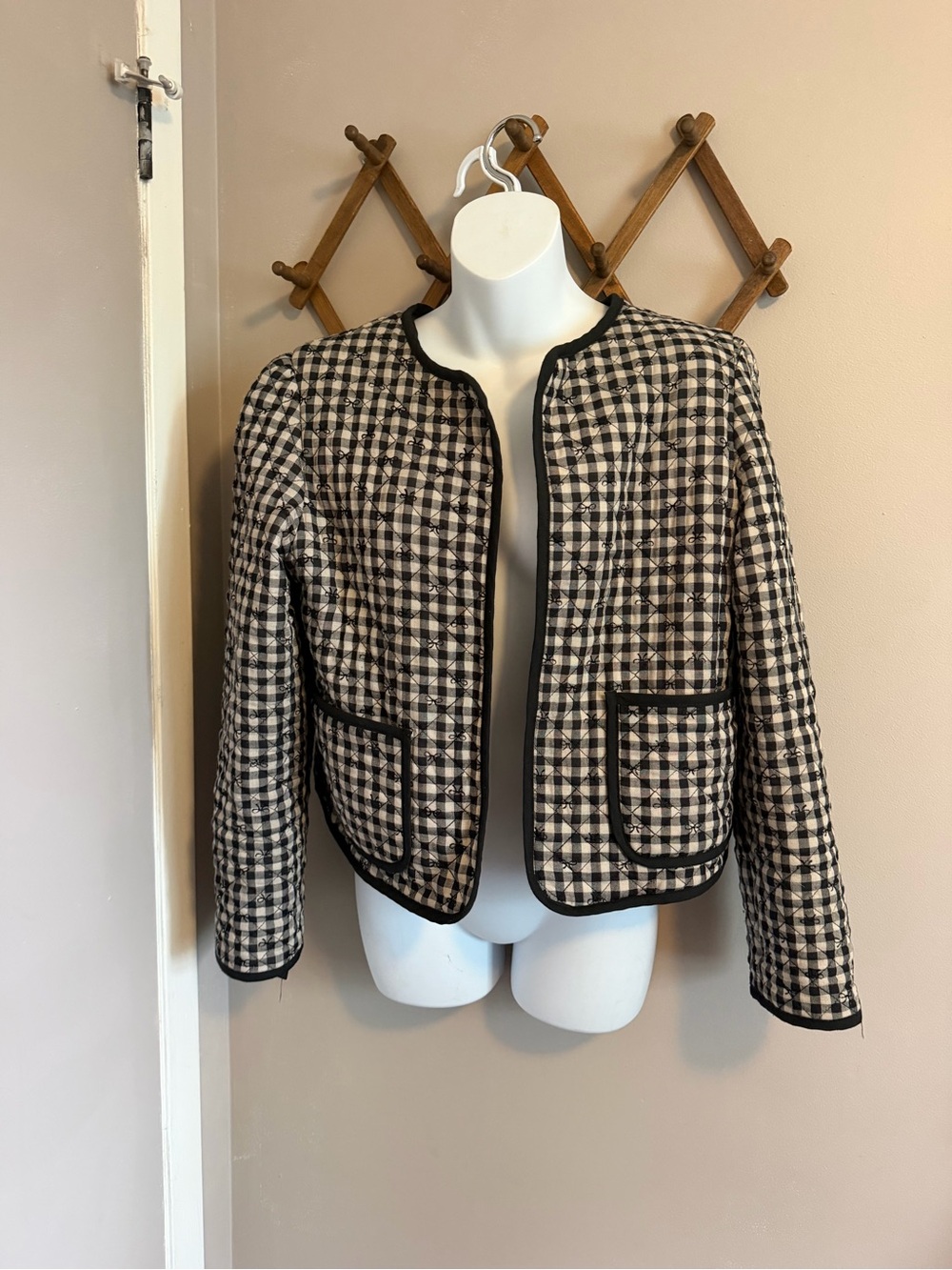 House of Harlow 1960 Quilted Bow Embroidered Gingham Open Front Jacket Black